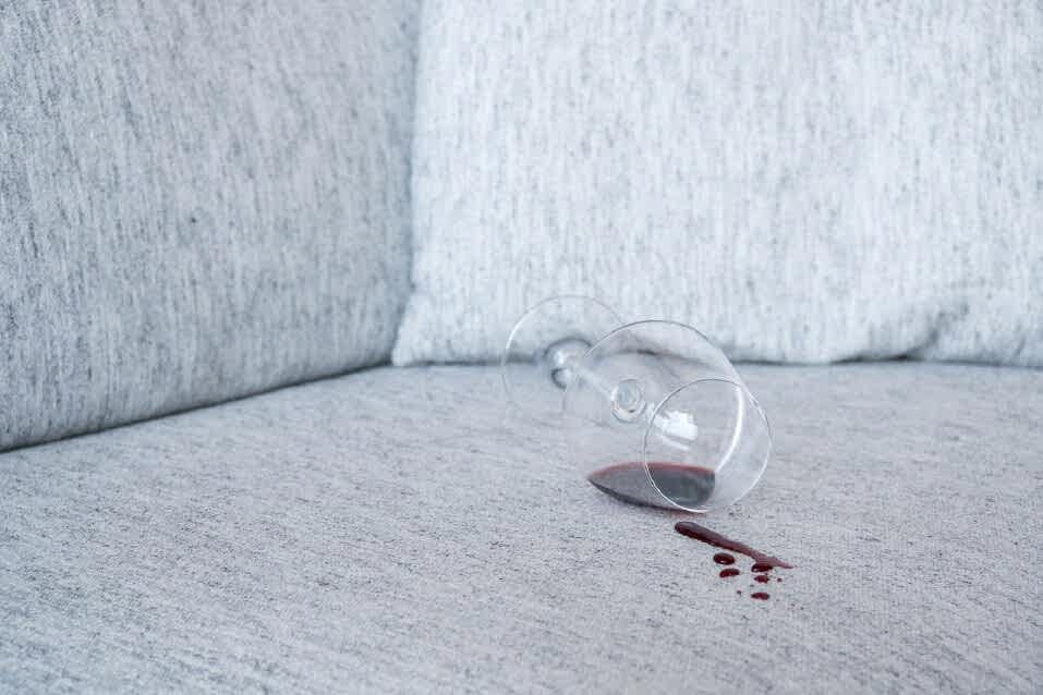 3 secretos quitar manchas vino